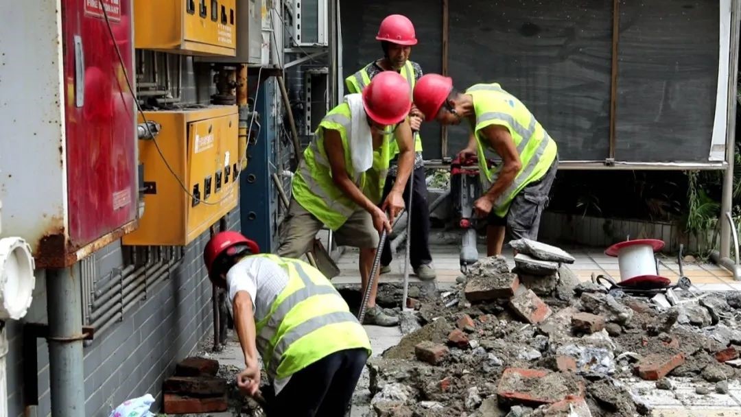 ӭ�ӡ������顪�Ĵ�ʡ������Ե�����������ŵ�ί���𱣹�ˮ��������ɫ����